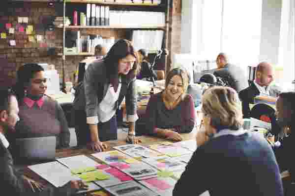 你的办公室需要重新设计: 让您的团队参与的4种方法