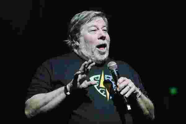 史蒂夫·沃兹尼亚克 (Steve Wozniak) 为首次创业者提供了4条建议