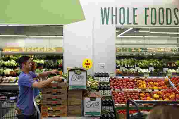 为什么亚马逊收购全食超市是对员工承诺的教训