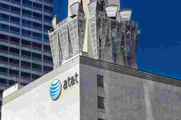 AT&T取消了机上高速互联网服务的计划