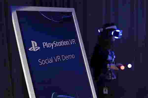 索尼PlayStation VR将在10月全球推出，售价为399美元